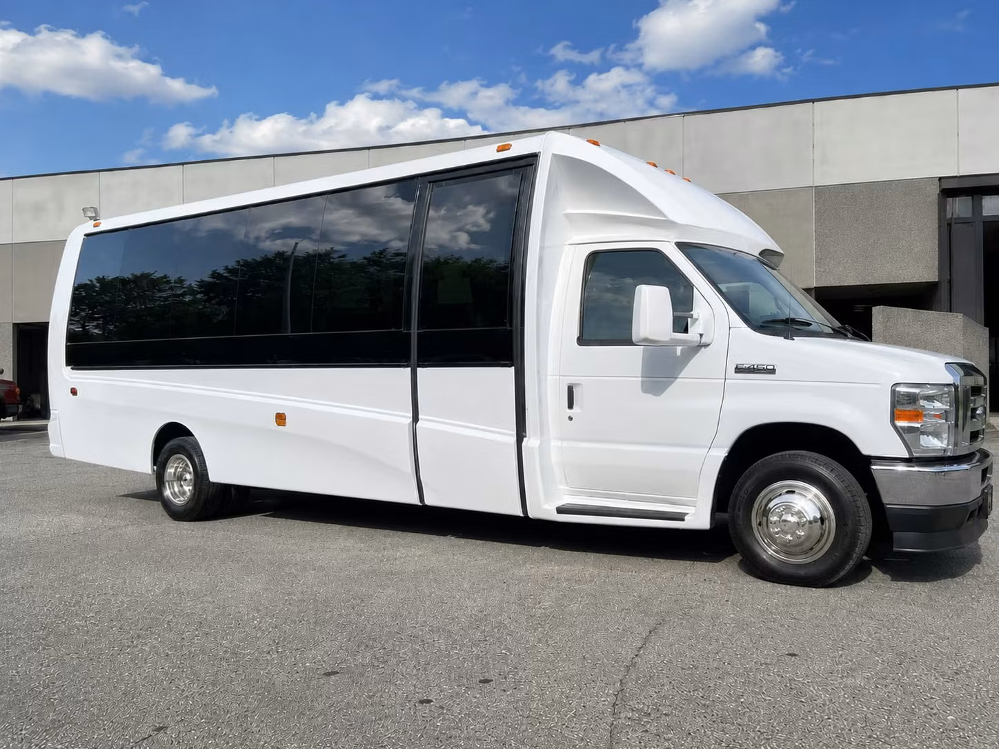 15 passenger minibus