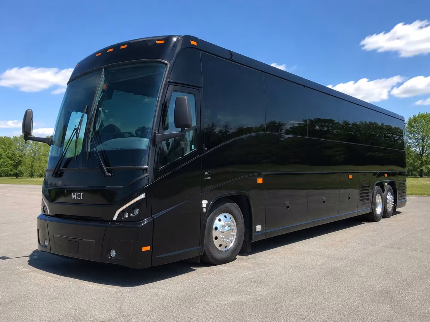 corporate event shuttle bus rentals in vista california