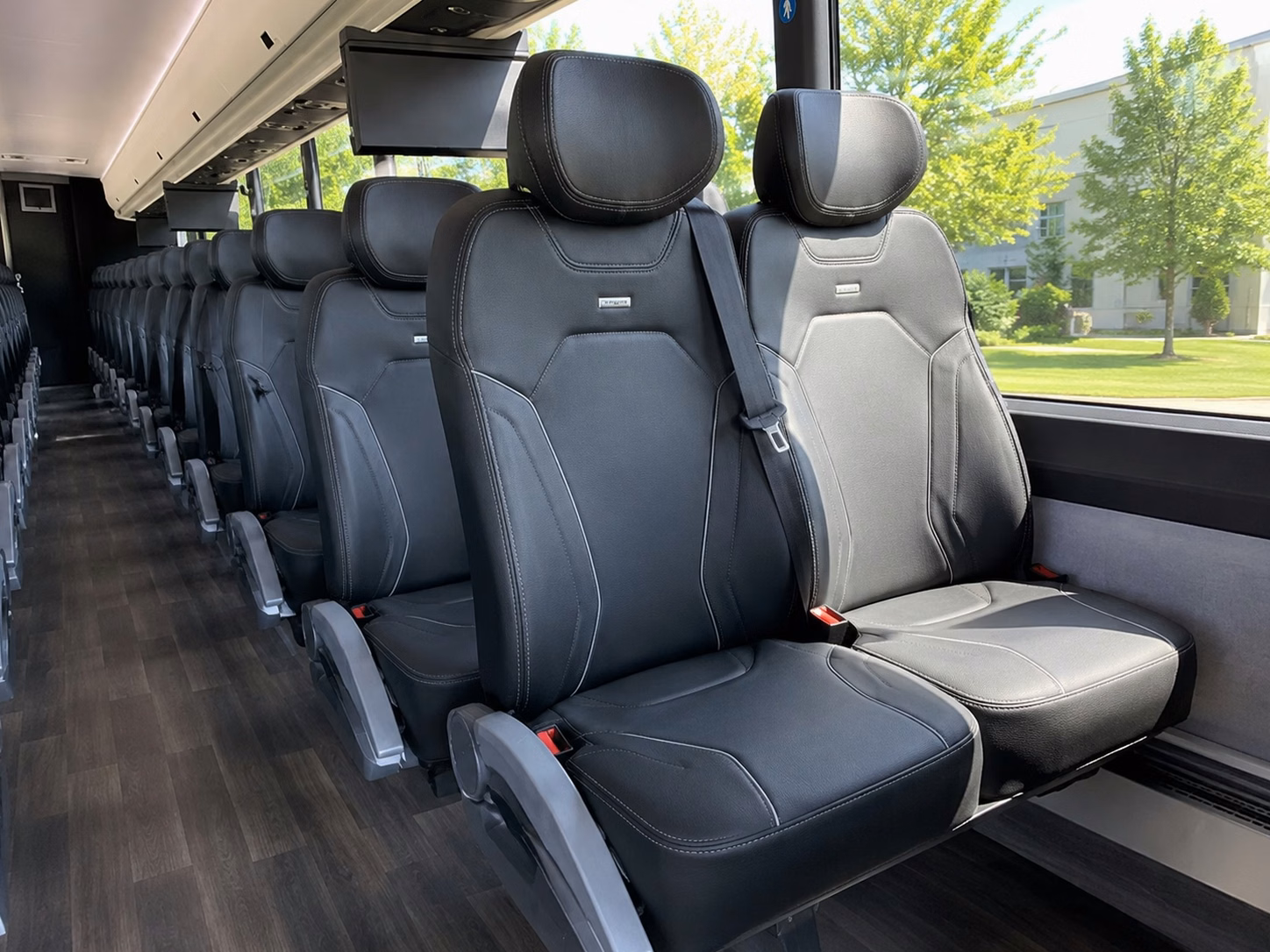 guest hotel shuttle service for weddings in vista california