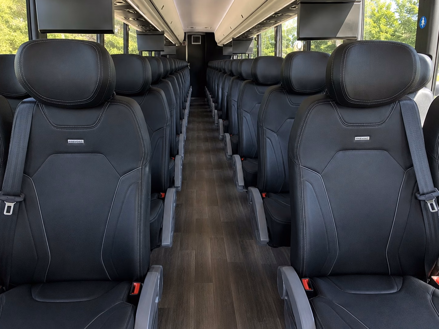 how the bus type you choose changes charter bus prices in vista california
