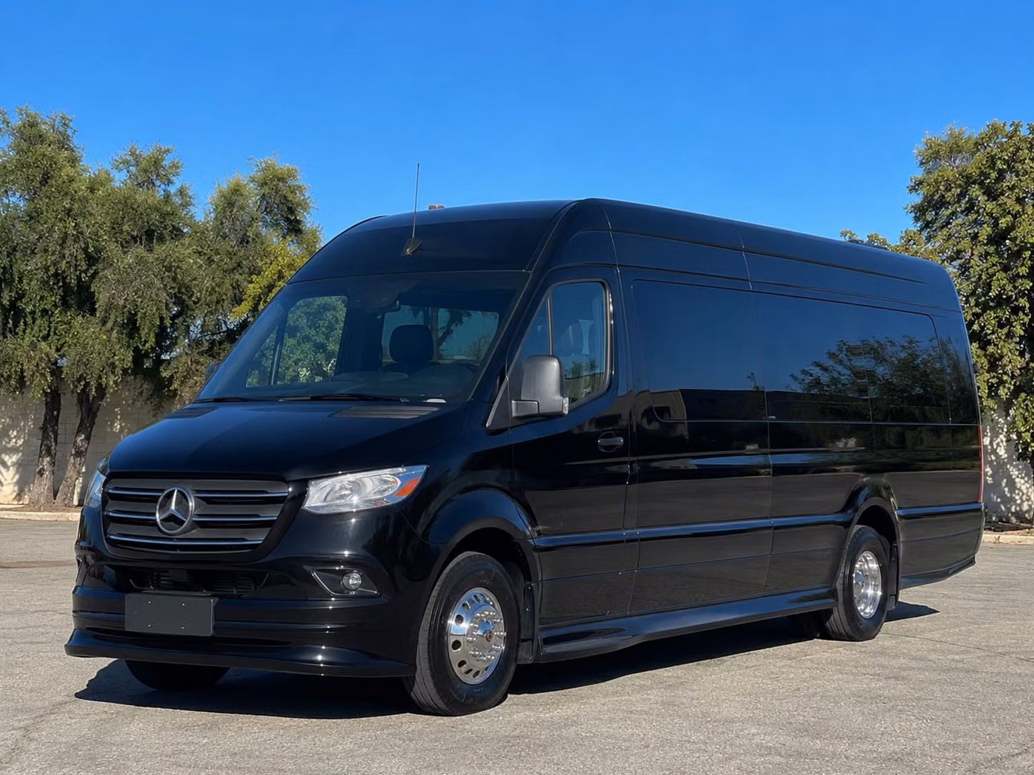 transportation serving vista and nearby cities